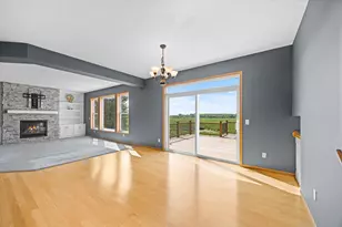 13827 Savanna Dr, Rogers, MN 55374 - Photo 6