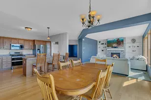 13827 Savanna Dr, Rogers, MN 55374 - Photo 10