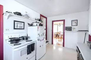 405 E 3rd St, Morris, MN 56267 - Photo 16