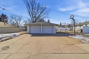 7889 Van Buren St NE, Spring Lake Park, MN 55432 - Photo 24