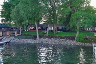 736 Shorewood Dr, Detroit Lakes, MN 56501 - Photo 8