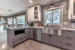 736 Shorewood Dr, Detroit Lakes, MN 56501 - Photo 30