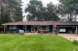 736 Shorewood Dr, Detroit Lakes, MN 56501 - Photo 8