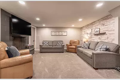 736 Shorewood Drive, Detroit Lakes, MN 56501 - Photo 56