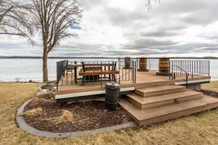 736 Shorewood Dr, Detroit Lakes, MN 56501 - Photo 16