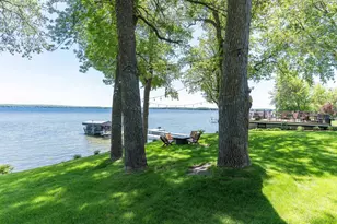736 Shorewood Dr, Detroit Lakes, MN 56501 - Photo 12