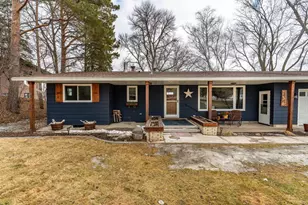 736 Shorewood Dr, Detroit Lakes, MN 56501 - Photo 10