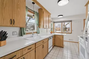 4920 Monroe St NE, Columbia Heights, MN 55421 - Photo 14