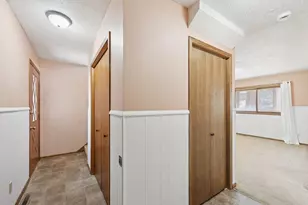 302 Sidney St E, Saint Paul, MN 55107 - Photo 28