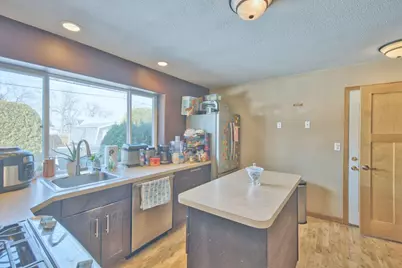 203 Wyandotte Road, Hoyt Lakes, MN 55750 - Photo 10