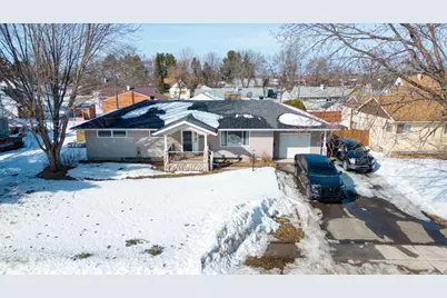 203 Wyandotte Road, Hoyt Lakes, MN 55750 - Photo 1