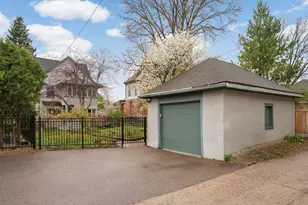 2421 Irving Ave S, Minneapolis, MN 55405 - Photo 34