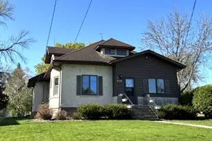 219 Park Pl W, Norwood Young America, MN 55368 - Photo 1
