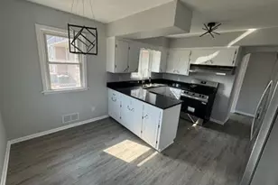 44 Bernard St E, West Saint Paul, MN 55118 - Photo 8