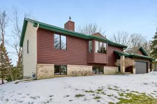 2658 Shadow Ln, Chaska, MN 55318 - Photo 4