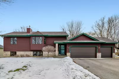 2658 Shadow Lane, Chaska, MN 55318 - Photo 2