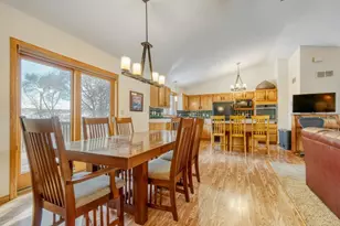 2658 Shadow Ln, Chaska, MN 55318 - Photo 12