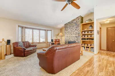 2658 Shadow Lane, Chaska, MN 55318 - Photo 6