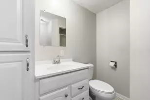 5300 Circle Down, Golden Valley, MN 55416 - Photo 12