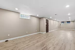 5300 Circle Down, Golden Valley, MN 55416 - Photo 18