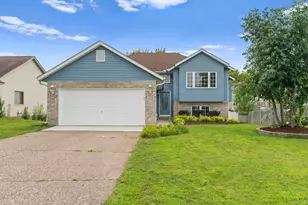 3020 Asarum Ct, Shakopee, MN 55379 - Photo 1
