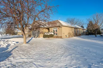 419 Independence Street NE, New Prague, MN 56071 - Photo 2