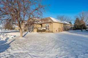 419 Independence Street NE, New Prague, MN 56071 - Photo 2