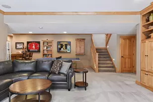 2121 Crestview Dr, Chanhassen, MN 55331 - Photo 30