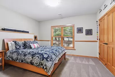 2121 Crestview Drive, Chanhassen, MN 55331 - Photo 34