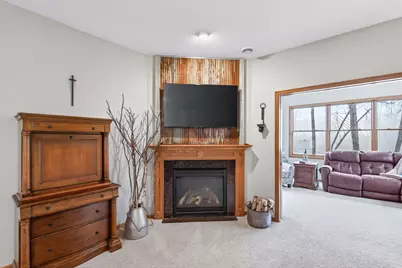 343 Sophia Avenue E, Maplewood, MN 55117 - Photo 4