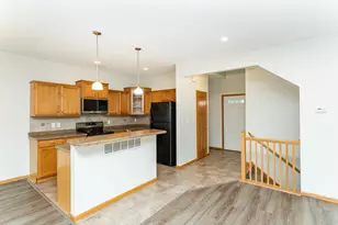 5010 Harvest Lake Dr NW, Rochester, MN 55901 - Photo 4