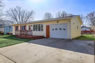 909 14th St W, Hastings, MN 55033 - Photo 1