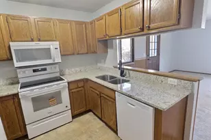 1202 W Royal Oaks Dr, Shoreview, MN 55126 - Photo 12