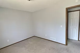 1202 W Royal Oaks Dr, Shoreview, MN 55126 - Photo 18