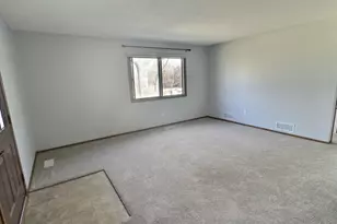 1202 W Royal Oaks Dr, Shoreview, MN 55126 - Photo 8