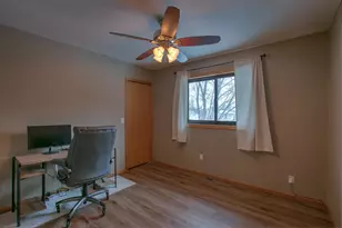 1220 10th Ave SE, Cambridge, MN 55008 - Photo 12