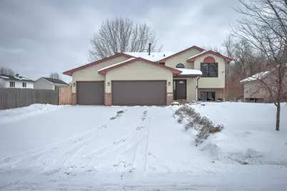 1220 10th Avenue SE, Cambridge, MN 55008 - Photo 1