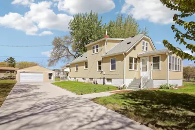 6425 Fremont Avenue N, Brooklyn Center, MN 55430 - Photo 2