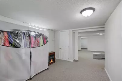 6425 Fremont Avenue N, Brooklyn Center, MN 55430 - Photo 36