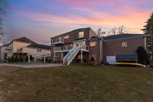 10692 Mt Curve Rd, Eden Prairie, MN 55347 - Photo 64