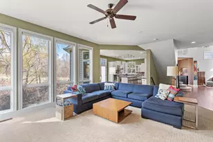 9106 Cold Stream Ln, Eden Prairie, MN 55347 - Photo 8
