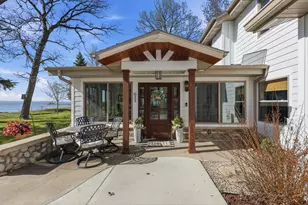 611 N Shore Dr, Detroit Lakes, MN 56501 - Photo 4