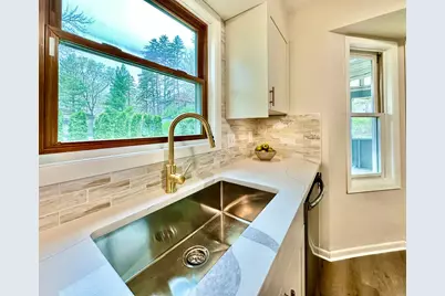 809 Wagon Wheel Trail, Mendota Heights, MN 55120 - Photo 12