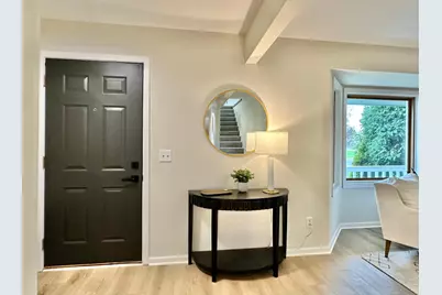 809 Wagon Wheel Trail, Mendota Heights, MN 55120 - Photo 2