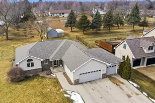 1710 16th St SW, Austin, MN 55912 - Photo 38