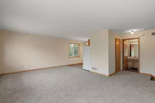 1613 County Rd D E, Maplewood, MN 55109 - Photo 4