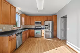 6757 Urbandale Ln N, Maple Grove, MN 55311 - Photo 4