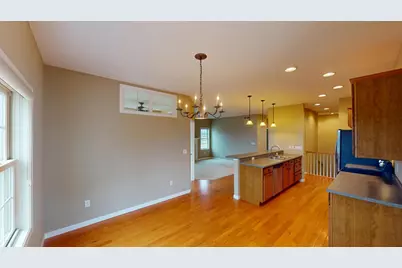 807 Maple Shade Drive, Holmen, WI 54636 - Photo 12