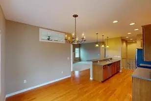 807 Maple Shade Dr, Holmen, WI 54636 - Photo 12