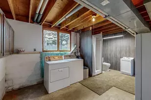 818 S 10th St, Lake City, MN 55041 - Photo 12